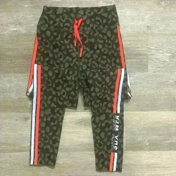 White fox Racer Leggings camo size S- NWOT - Picture 5 of 9